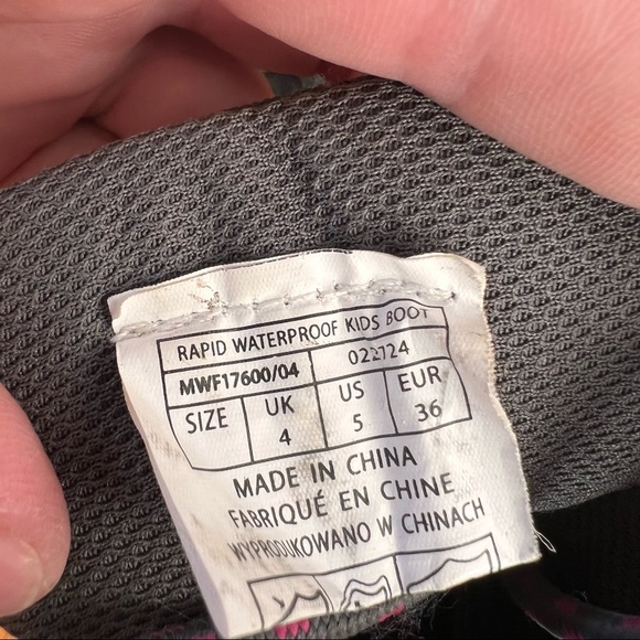 Youth Size 4 Hiking Boots - Picture 3 of 3